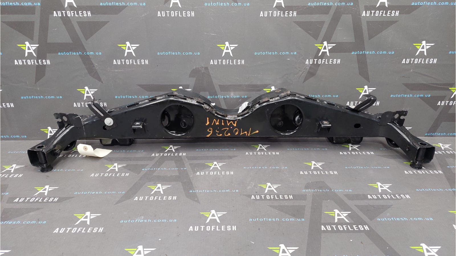 Подрамник задний 33316772667, 6772667 BMW MINI R55 R56 R58 Мини бу